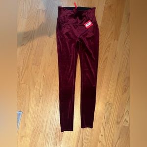 Spanx velvet leggings size M